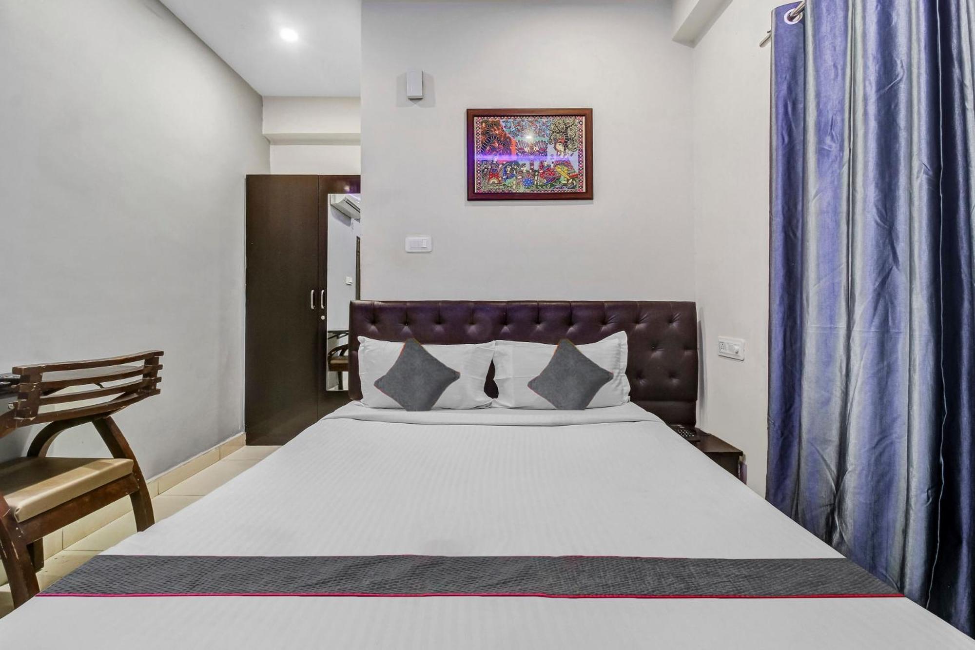 Collection O Galaxy Suites Hyderabad Eksteriør bilde
