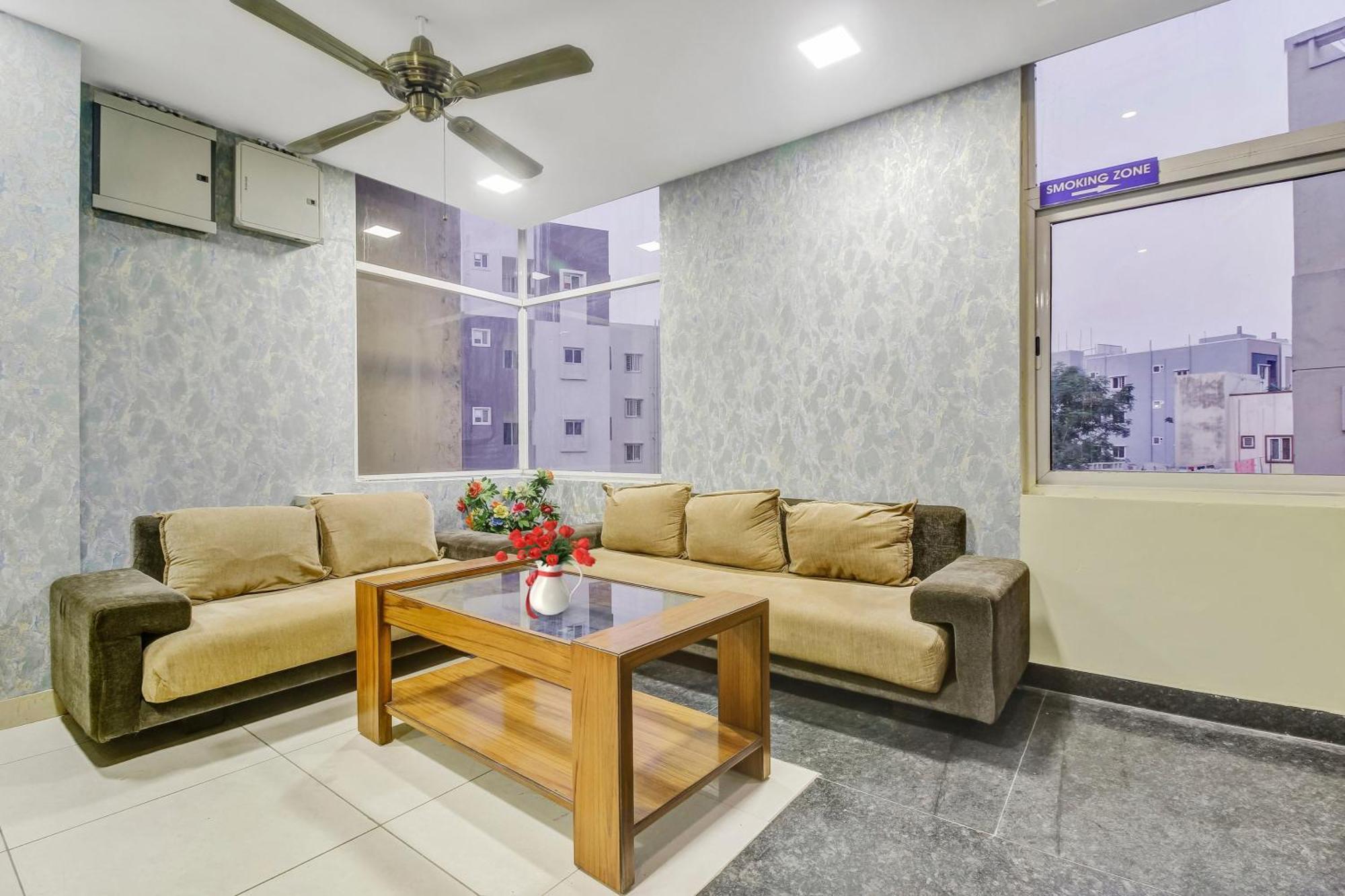 Collection O Galaxy Suites Hyderabad Eksteriør bilde